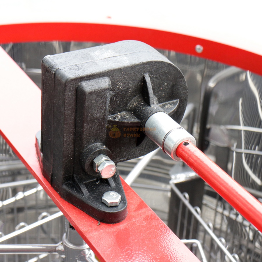 Медогонка 3-х рамкова поворотна (бак нержавіючий, касети сітчаті та деталі ротора порошкове фарбування, кран пластмасовий) "АВВ-100" – фото
